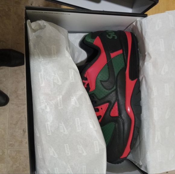 Shoes - Picture 5 of 7